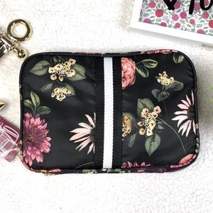 🌹Sonia Kashuk Organizer for Cosmetics/Toiletries